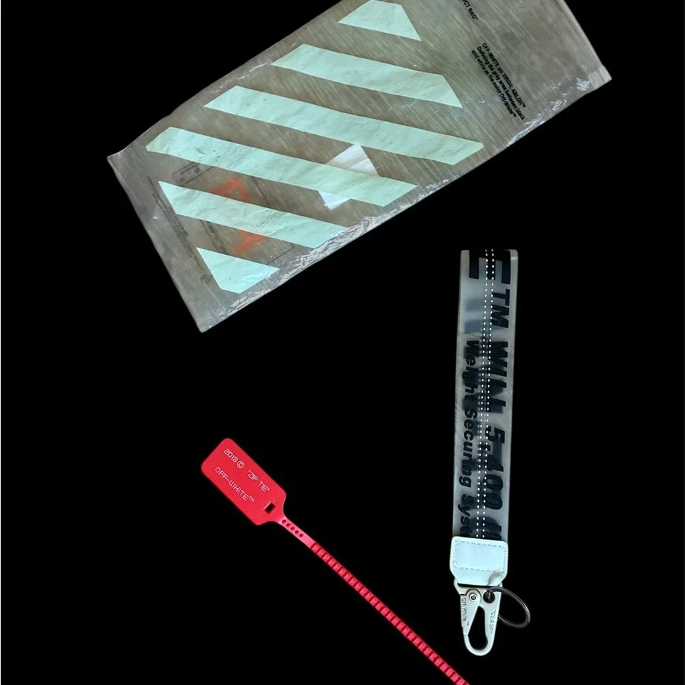 Off-White Key Chain New